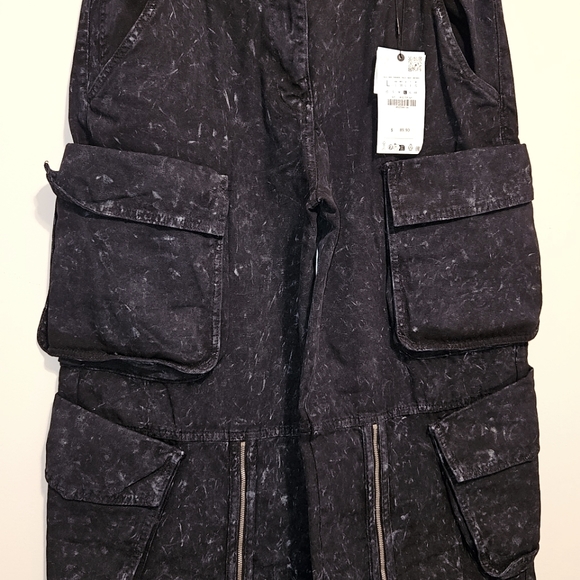 Zara Signature Denim Relaxed Utility Pant in Marble Black - Picture 4 of 11